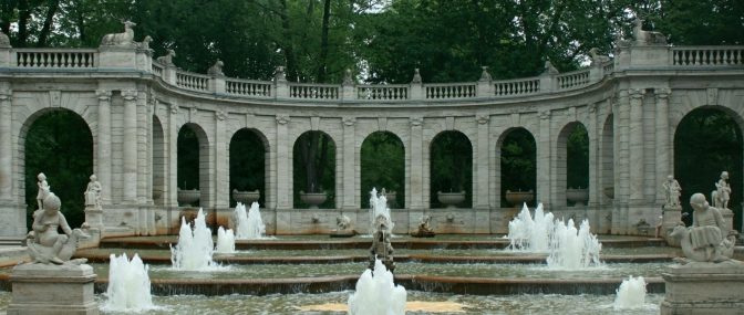 Märchenbrunnen